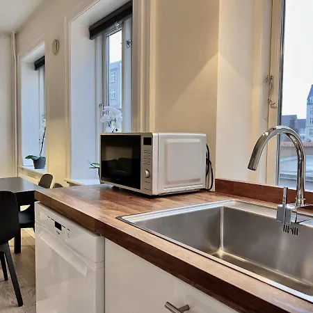 Two Bedroom In Copenhagen, Amagerbrogade 93,