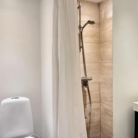Lägenhet Two Bedroom In Copenhagen, Amagerbrogade 93, *